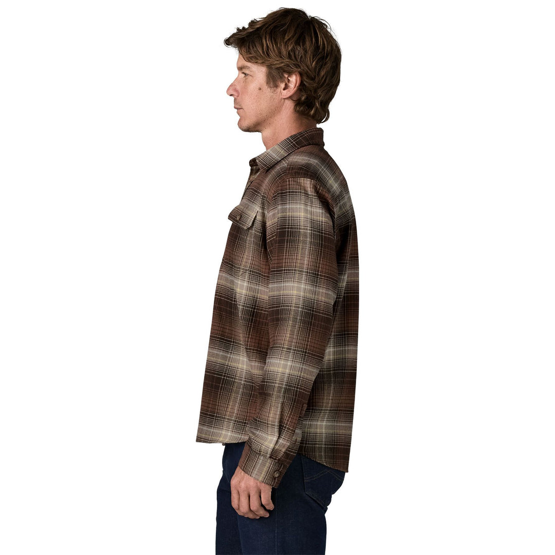 Patagonia Men's Long-Sleeved Lightweight Fjord Flannel Shirt Melting Ombre: Den Brown Image 03