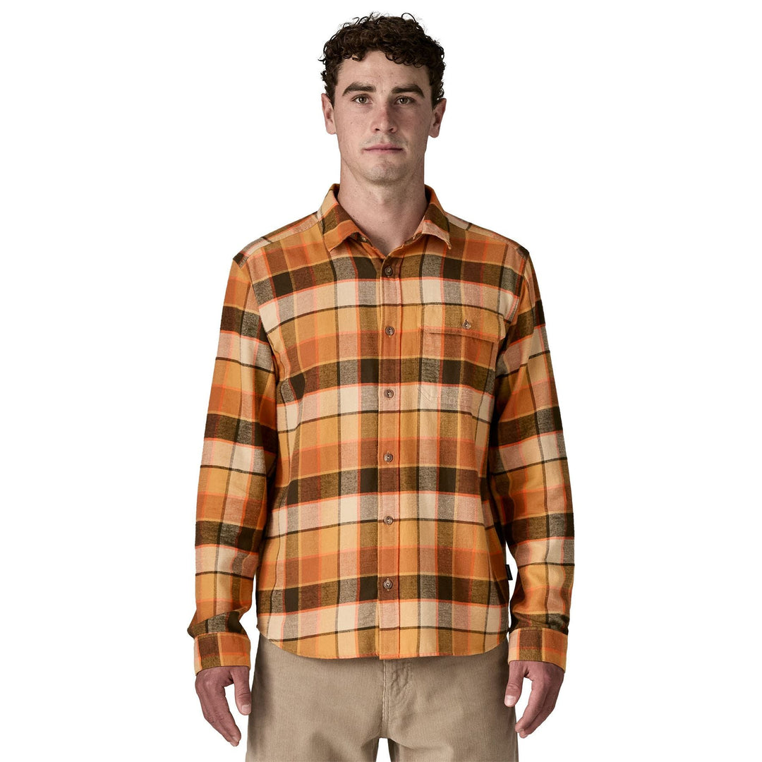 Patagonia Men's Long-Sleeved Lightweight Fjord Flannel Shirt Rocky: Otter Brown Image 02