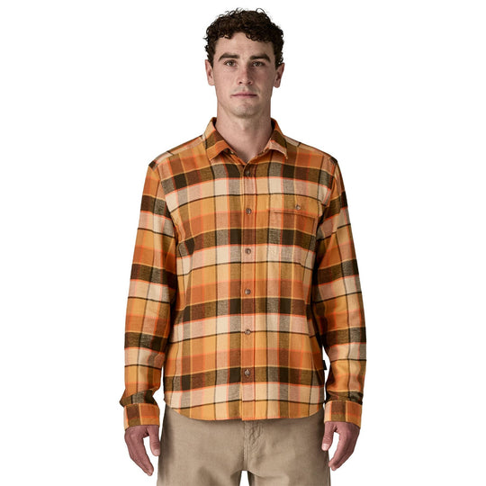 Patagonia Men's Long-Sleeved Lightweight Fjord Flannel Shirt Rocky: Otter Brown Image 02
