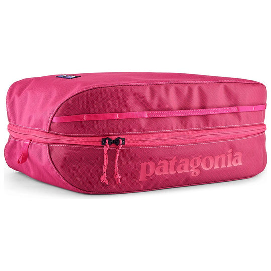 Patagonia Black Hole Cube 14L Luminous Pink Image 01