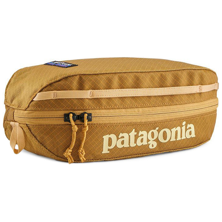 Patagonia Black Hole Cube 3L Pufferfish Gold with Beeswax Tan Image 01