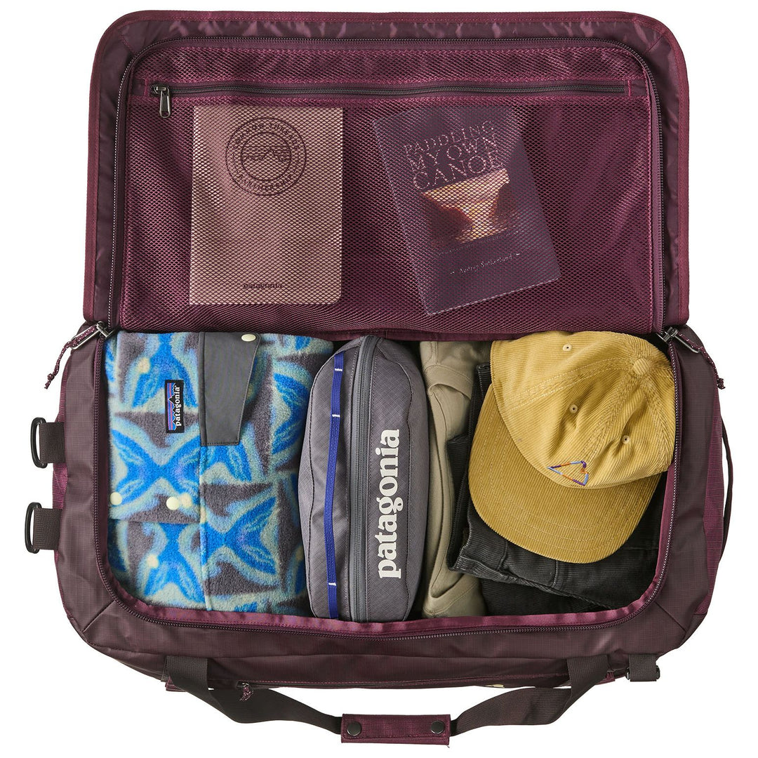 Patagonia Black Hole Duffel 55L Berry Fig Image 02