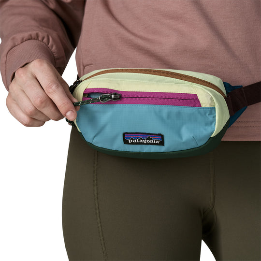 Patagonia Terravia Mini Hip Pack Patchwork: Snowmelt Blue Image 04