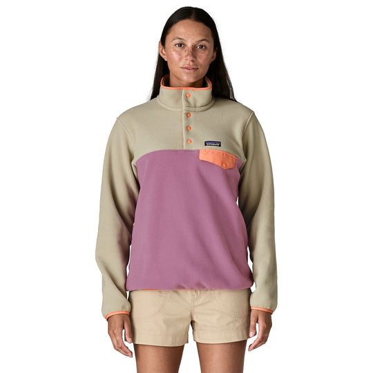 Patagonia Women's Lightweight Synch Snap-T Pullover Light Violet Image 03