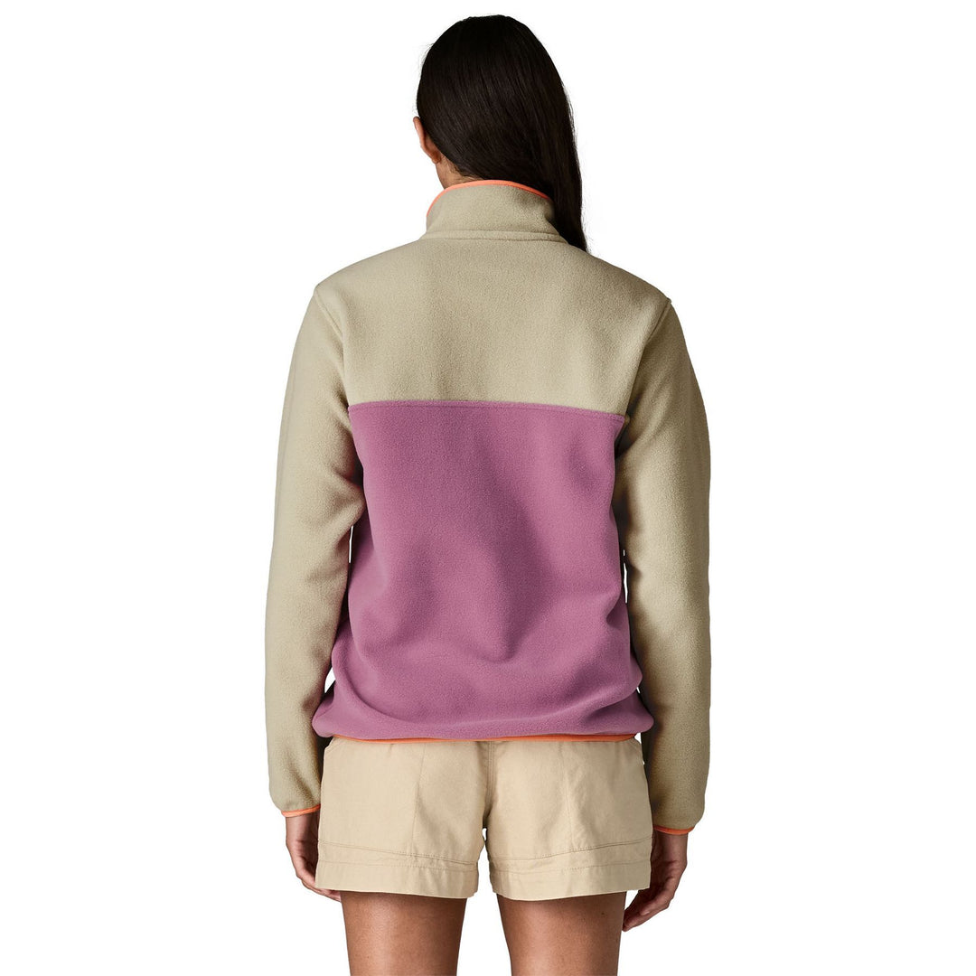 Patagonia Women's Lightweight Synch Snap-T Pullover Light Violet Image 05