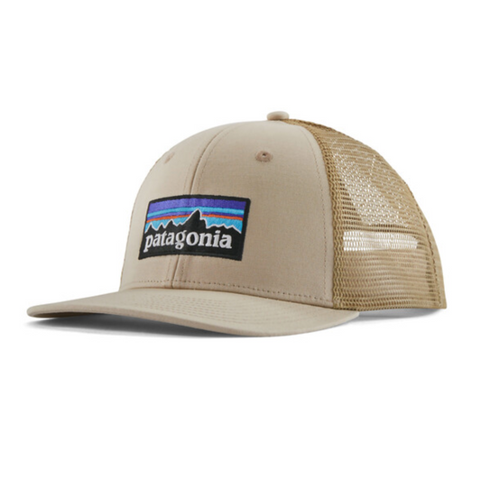 Patagonia P-6 Logo Trucker Hat - Oar Tan w/Classic Tan