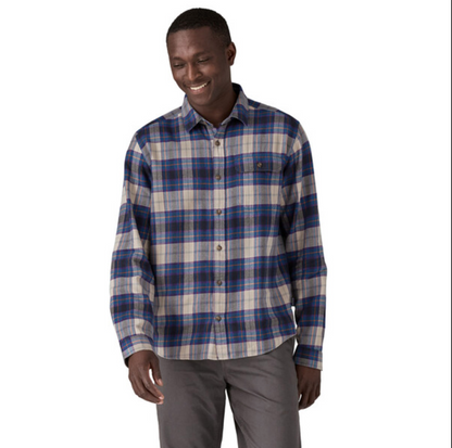 Patagonia Men's Long-Sleeved Lightweight Fjord Flannel Shirt - Spotter: Endless Blue