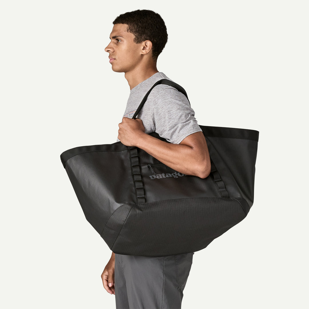 Patagonia Black Hole Gear Tote Black with Black Image 03