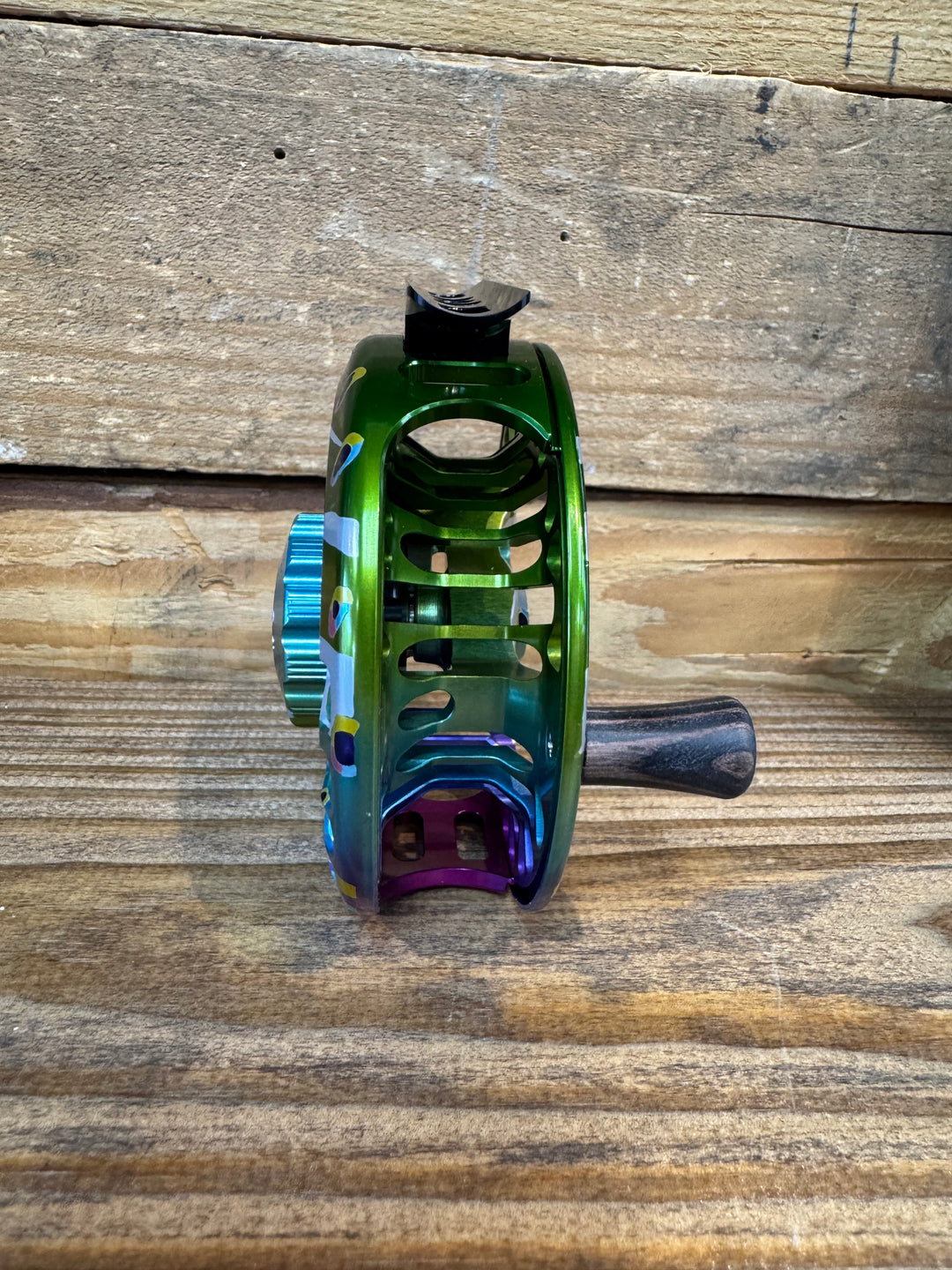 Abel Vaya Fly Reel - Abstract Rainbow - 4/5 WT - Abstract Rainbow Knob with Ebony Handle