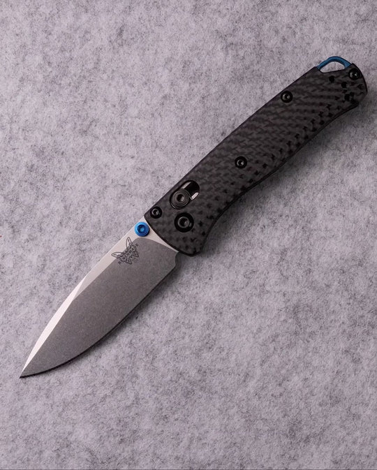 Benchmade Mini Bugout Carbon Fiber | S90V | Drop-Point