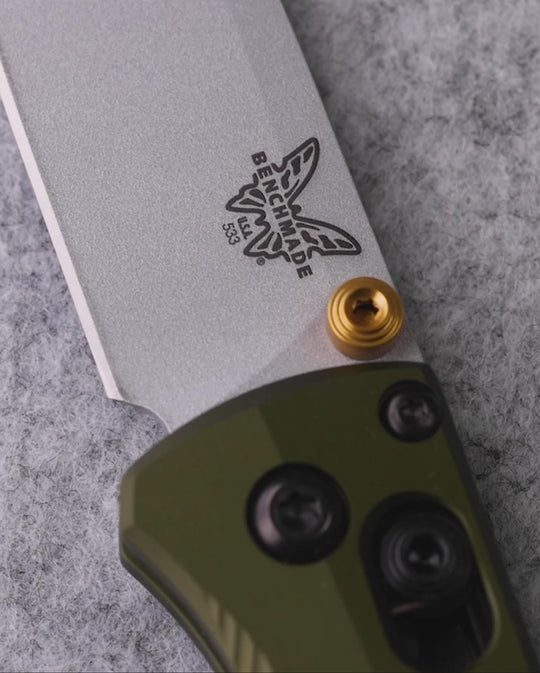 Benchmade Mini Bugout Woodland Green Aluminum | S90V | Drop-Point