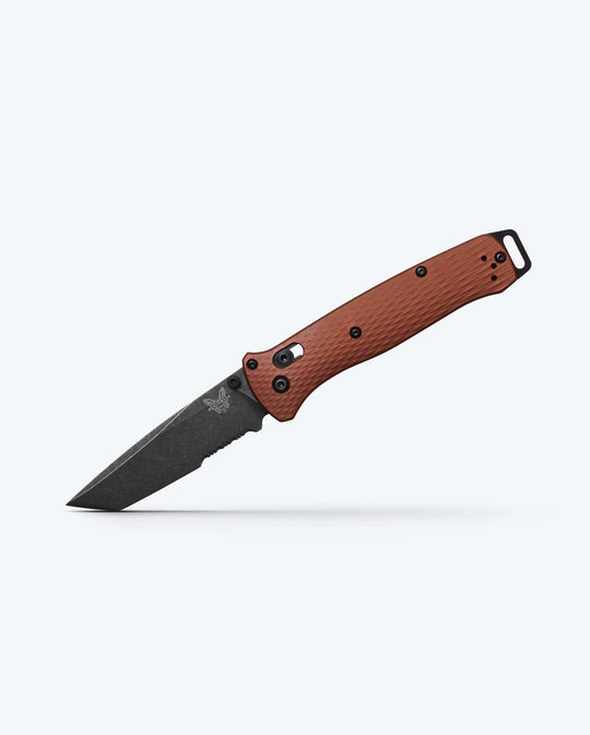 Benchmade Bailout 537SBK-07 Burnt Copper MagnaCut tanto, serrated